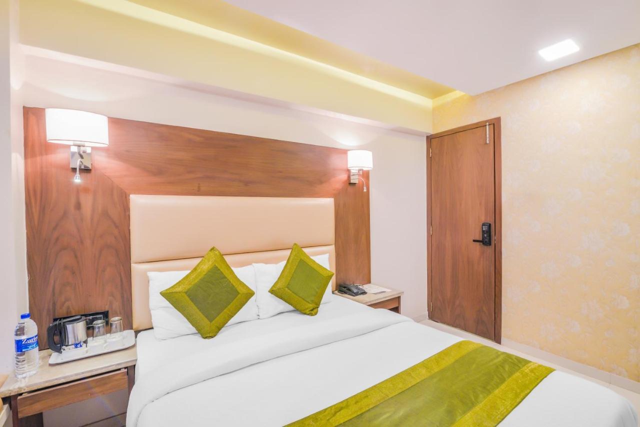 Oxford Hotel Powai Mumbai Ngoại thất bức ảnh