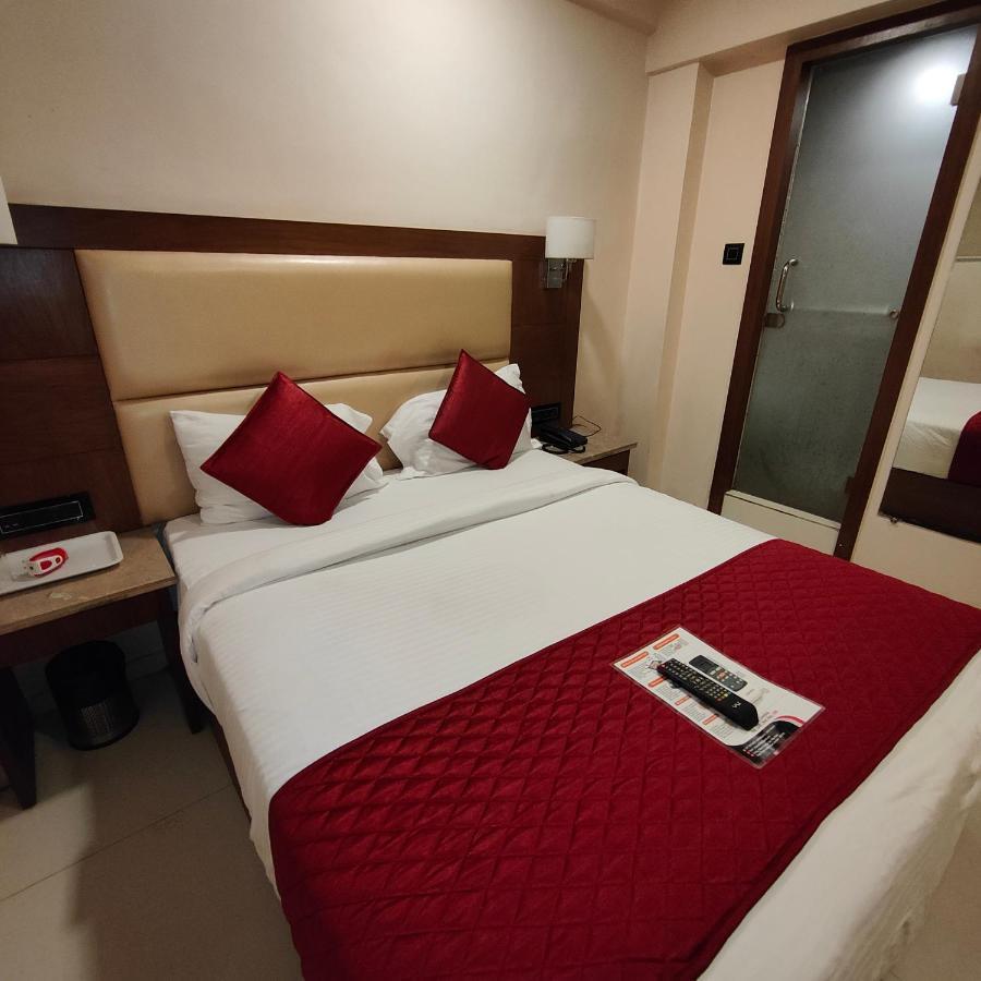 Oxford Hotel Powai Mumbai Ngoại thất bức ảnh